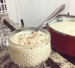 Arroz Doce Cremoso da Vovó, feito diariamente com amor em nossa casa