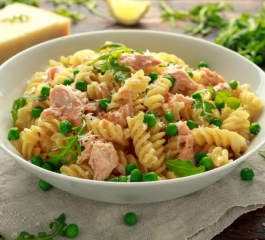 Aprenda agora como fazer uma Salada de macarrão incrível