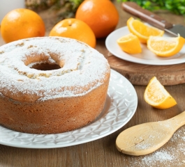 Venha conhecer esse Bolo de fubá com laranja maravilhoso