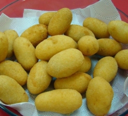 Bolinho de mandioca pronto em 1 minuto veja como fazer isso JÁ –