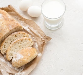 Faça agora essa receita gostosa de pão sem ovo e leite na AirFryer