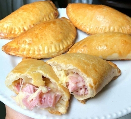 Pastel de três ingredientes com uma massa que desmancha faça agora