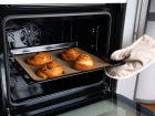 Читать статью: Como limpar o forno corretamente