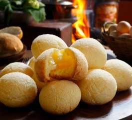 Aprenda a fazer esse Pão de queijo fácil e rápido que fica uma delicia, faça hoje