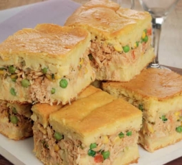 Torta caipira de frango com massa de milho verde faça hoje –