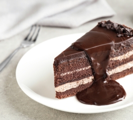 Faça agora esse Bolo de chocolate de liquidificador muito fácilll