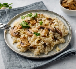 Arroz com frango, cogumelo e cenoura na pressão DIVINO