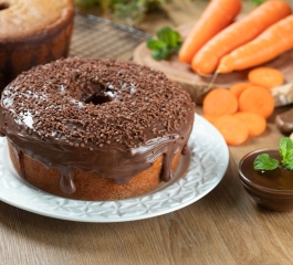 Delicioso Bolo de Cenoura, vem aprender agora