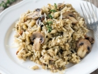 Lire l'article: O risoto de cogumelos fica cremoso e divino