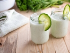 Lire l'article: Low Carb Smoothie com pepino fresco, alho, ervas e limão