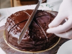 Read this article: Bolo sem trigo de ora-pro-nóbis e chocolate