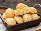 قراءة المقال: Pão de Queijo que vai te conquistar com apenas 3 ingredientes