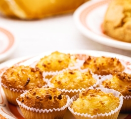 o encontro perfeito entre coco e queijo em uma explosão de sabor!