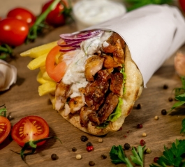 Sabor Autêntico Grego Delicie-se com os Incríveis Sabores dos Gyros