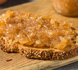 Charmosa e Deliciosa Geleia de Chalota Caseira uma Explosão de Sabor Agridoce