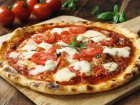 Leer materia: Receita Caseira de Pizza Margherita que Fará Você se Sentir em Nápoles!